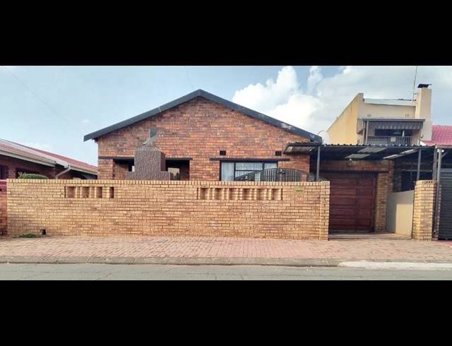 4 BEDROOM HOUSE FOR SALE IN PIMVILLE